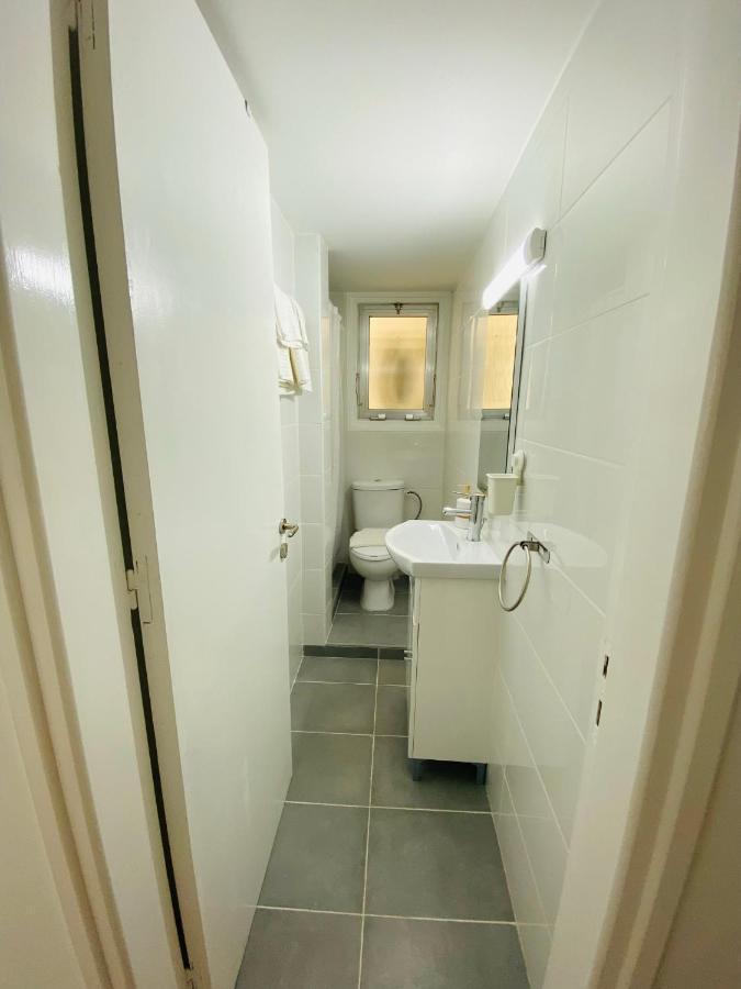 Simple One Bedroom Flat In Engomi Exterior foto