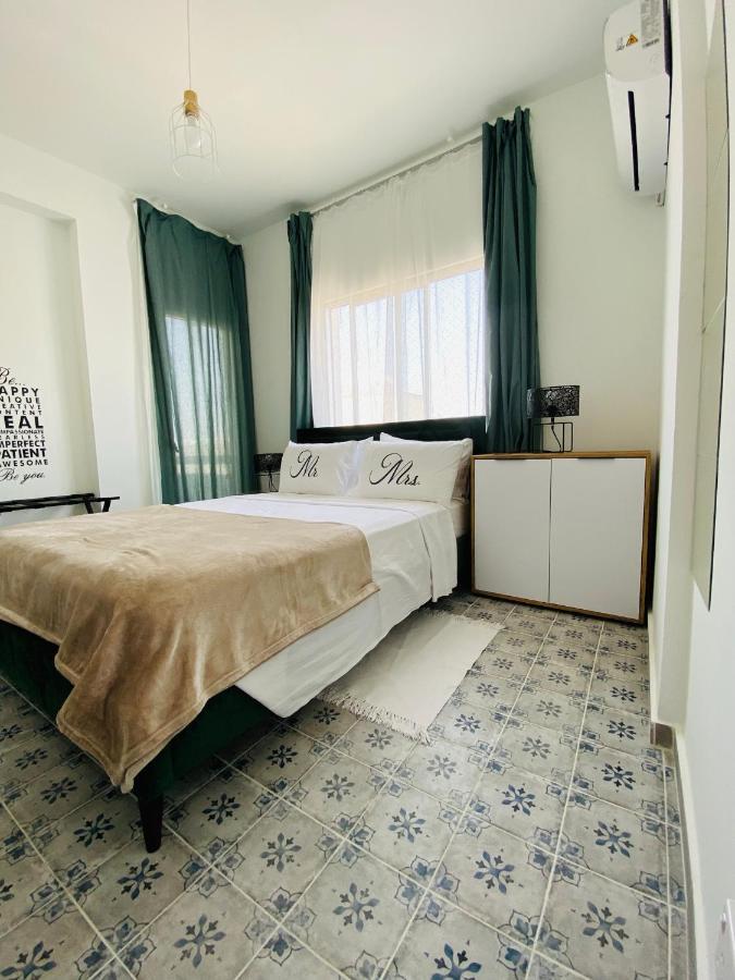 Simple One Bedroom Flat In Engomi Exterior foto